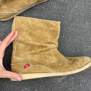 Oliberte women’s suede boot